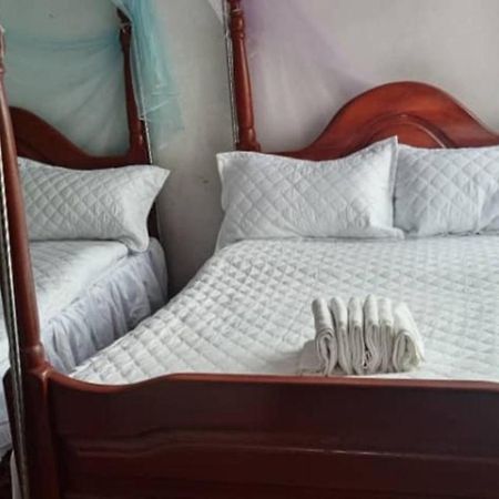 Kabale Ruhija Gorilla Guest House מראה חיצוני תמונה