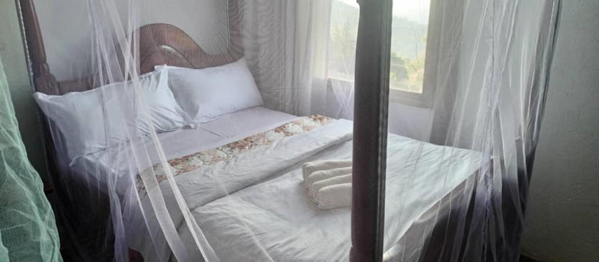 Kabale Ruhija Gorilla Guest House מראה חיצוני תמונה